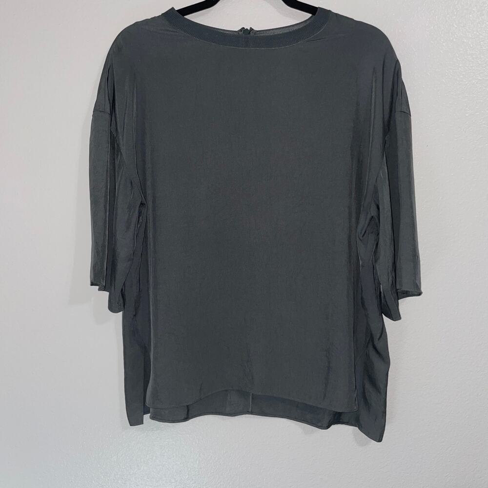 VINCE. Short Sleeve Gray Blouse Size S